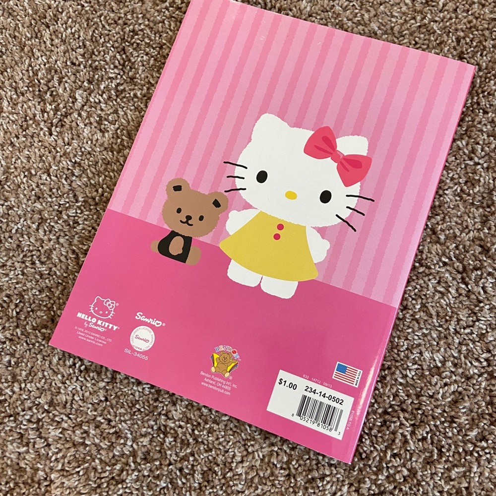 Hello Kitty Coloring Book - Picture 2 of 8